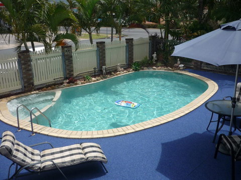 Lantern Motor Inn - Accommodation Bookings 2