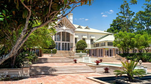 InterContinental Sanctuary Cove - Accommodation Bookings 1