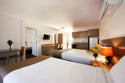 Adelong Motel - Accommodation Bookings 2