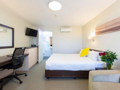 Ibis Styles Canberra Tall Trees - Accommodation Bookings 1