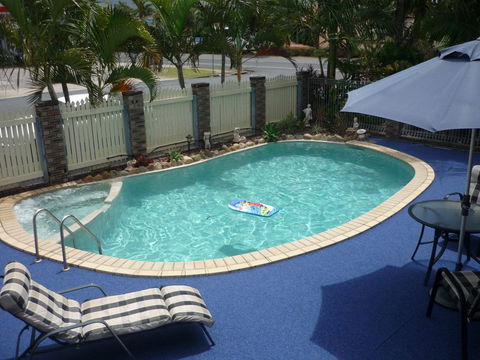 Lantern Motor Inn - Accommodation Bookings 2