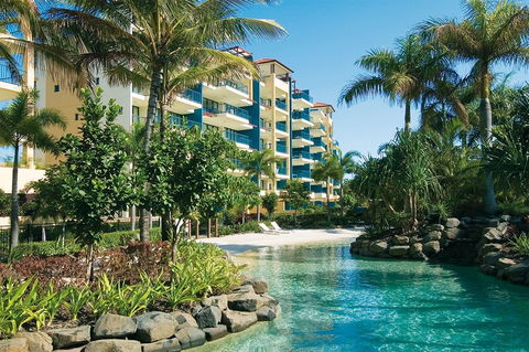 Oaks Seaforth Resort - Accommodation Bookings 1