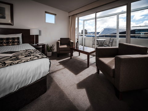 Salamanca Suites - Accommodation Bookings 1