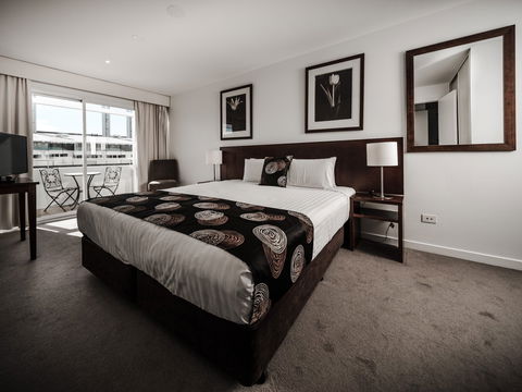 Salamanca Suites - Accommodation Bookings 2