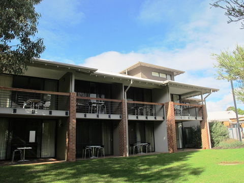 Margarets In Town Apartments - Accommodation Bookings 1