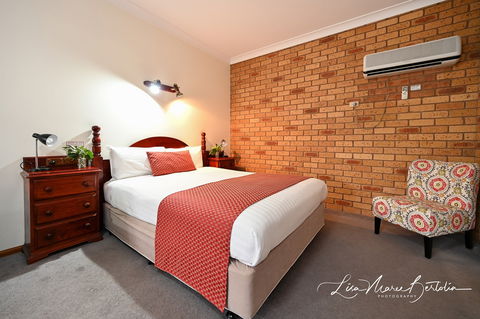 Narrandera Club Motor Inn - Accommodation Bookings 1