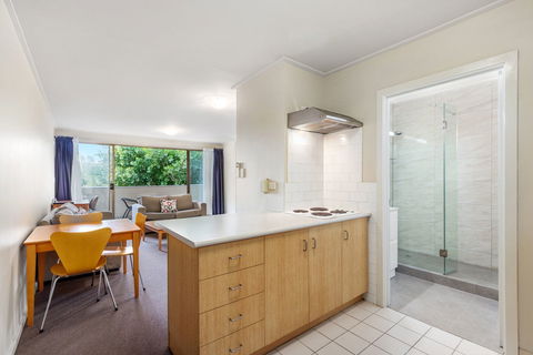 Knox International Hotel - Accommodation Bookings 4