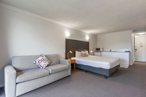 Knox International Hotel - Accommodation Bookings 11
