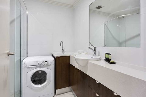 Attika Hotel - Accommodation Bookings 4