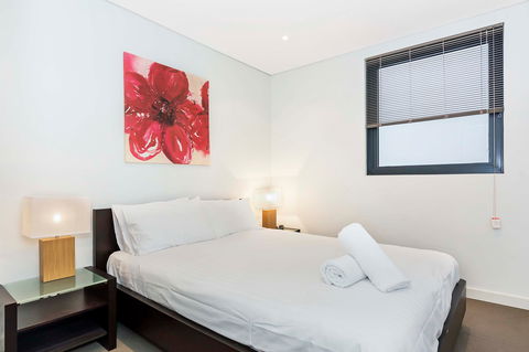Astra Apartments Perth - Accommodation Bookings 11