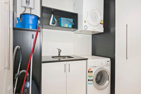 Astra Apartments Perth - Accommodation Bookings 15
