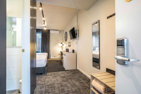 Nightcap At Keysborough Hotel - Accommodation Bookings 7