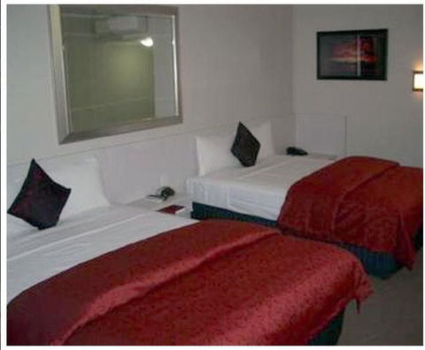 Isa Hotel - Accommodation Bookings 5