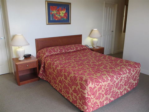 Springwood Tower Apartment Hotel - Accommodation Bookings 3