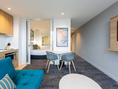 Mercure Canberra Belconnen - Accommodation Bookings 7