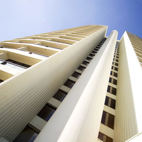 BreakFree Capital Tower - Accommodation Bookings 1