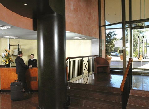 BreakFree Capital Tower - Accommodation Bookings 3