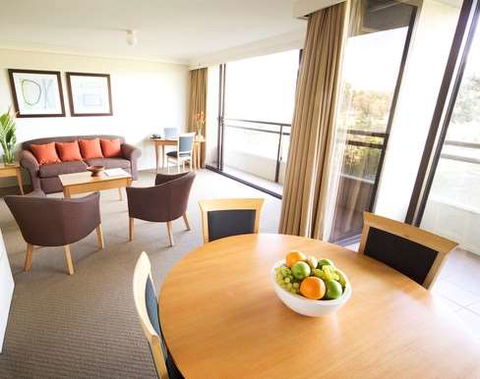 BreakFree Capital Tower - Accommodation Bookings 13
