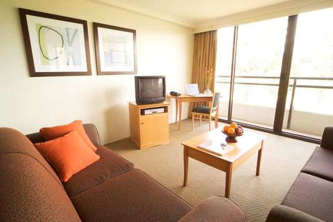 BreakFree Capital Tower - Accommodation Bookings 14