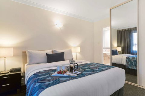 The Peninsula Riverside Apartments - Accommodation Bookings 4