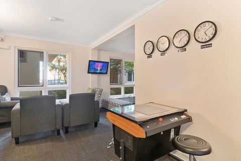The Peninsula Riverside Apartments - Accommodation Bookings 10