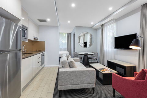 Meriton Suites North Ryde - Accommodation Bookings 4