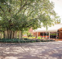 Contour Hotel