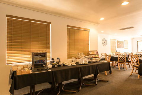 Sanno Marracoonda Airport Hotel - Accommodation Bookings 11