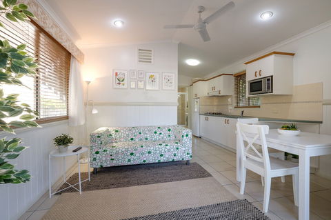 Barney Beach Accommodation Centre - Accommodation Bookings 6