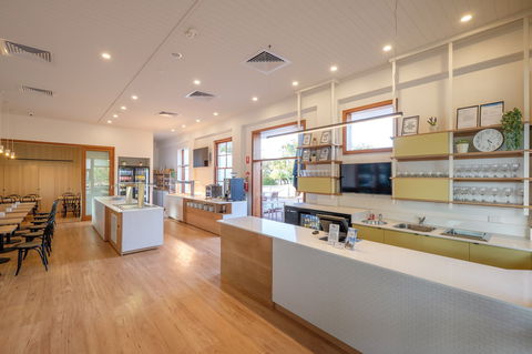 Barney Beach Accommodation Centre - Accommodation Bookings 8