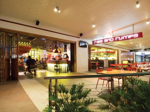 Oaks Grand Gladstone - Accommodation Bookings 3