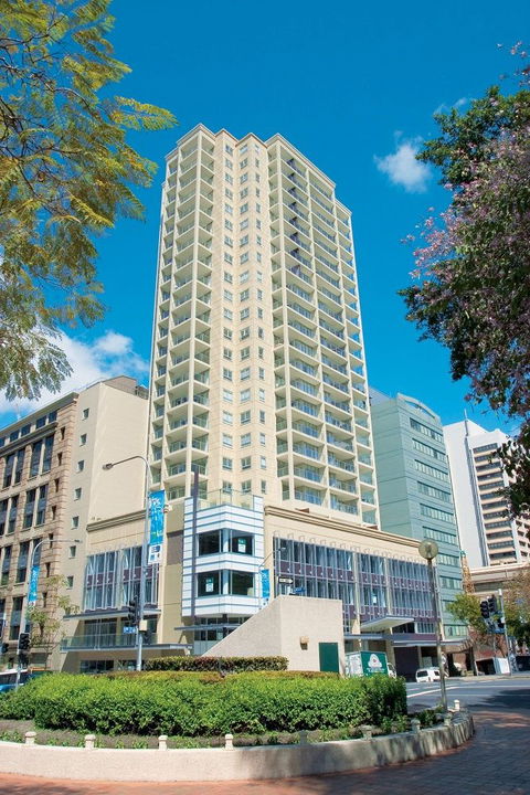 Oaks Lexicon Apartment Hotel - Accommodation Bookings 0