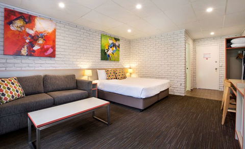 Villa Noosa Hotel - Accommodation Bookings 2
