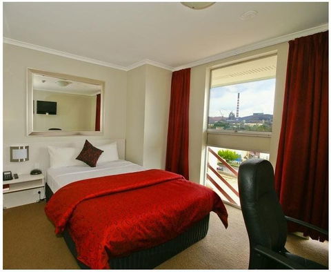 Isa Hotel - Accommodation Bookings 2