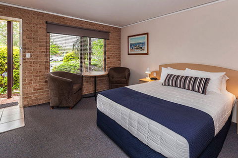 Macquarie Barracks Inn - Accommodation Bookings 1