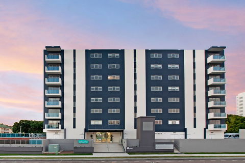 Allure Hotel And Apartments - Accommodation Bookings 0