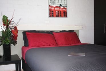 Newman Hotel - Accommodation Bookings 1