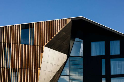 Macq 01 Hotel - Accommodation Bookings 1