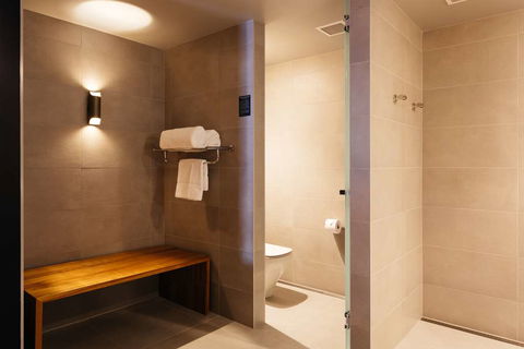 Macq 01 Hotel - Accommodation Bookings 2