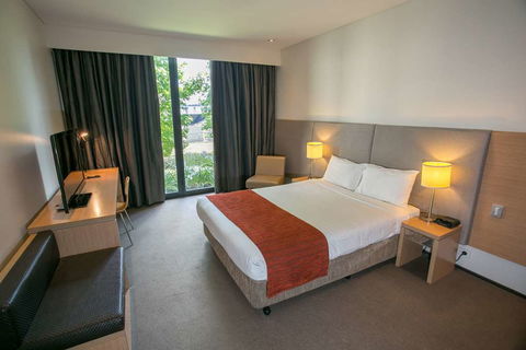 Alpha Hotel Eastern Creek - Accommodation Bookings 2