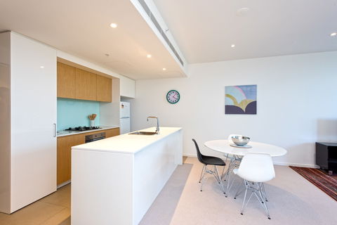 Astra Apartments MacQuarie Park - Accommodation Bookings 2