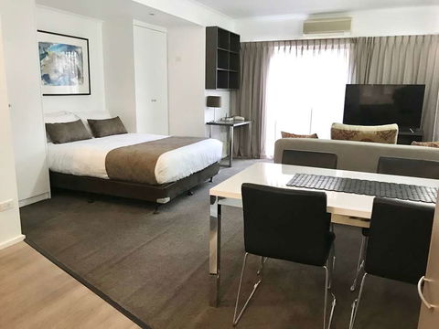 DressCircle Apts - Archer St - Accommodation Bookings 2