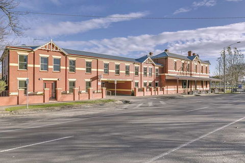 Lake Inn Ballarat - Accommodation Bookings 0