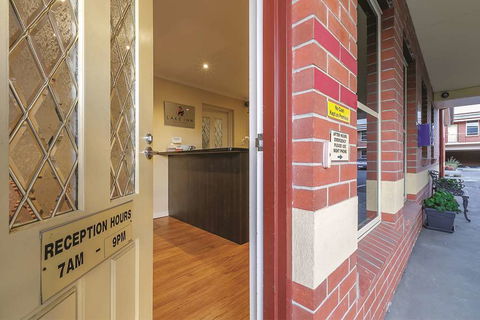 Lake Inn Ballarat - Accommodation Bookings 2