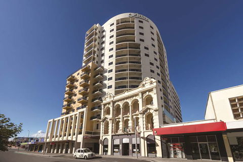 Adina Apartment Hotel Barrack Plaza - Accommodation Bookings 0