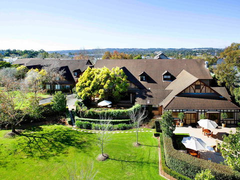 Grand Mercure The Hills Lodge - Accommodation Bookings 7