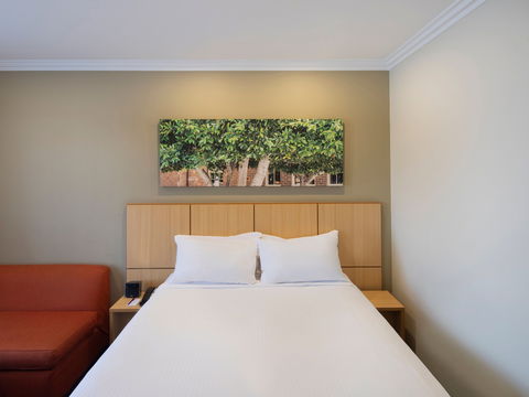 Mercure Sydney Blacktown - Accommodation Bookings 5