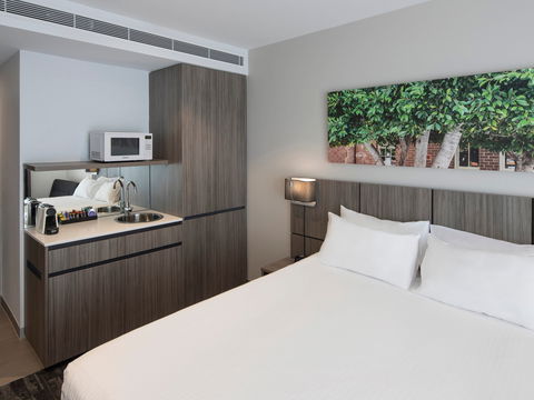 Mercure Sydney Blacktown - Accommodation Bookings 12