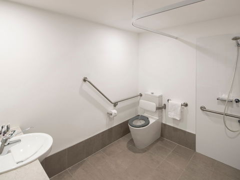 Mercure Sydney Blacktown - Accommodation Bookings 13