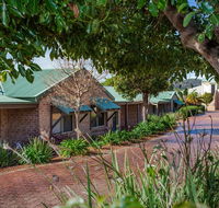 Quality Suites Banksia Gardens - Accommodation Bookings